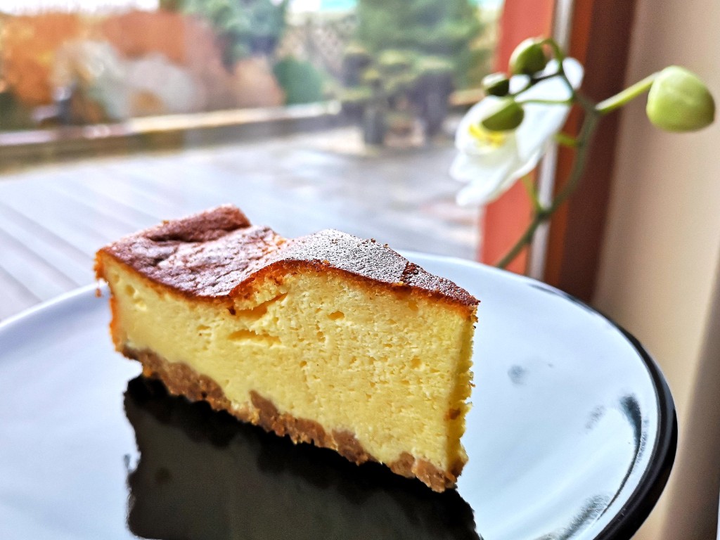 Bezglutenowy sernik z jogurtów